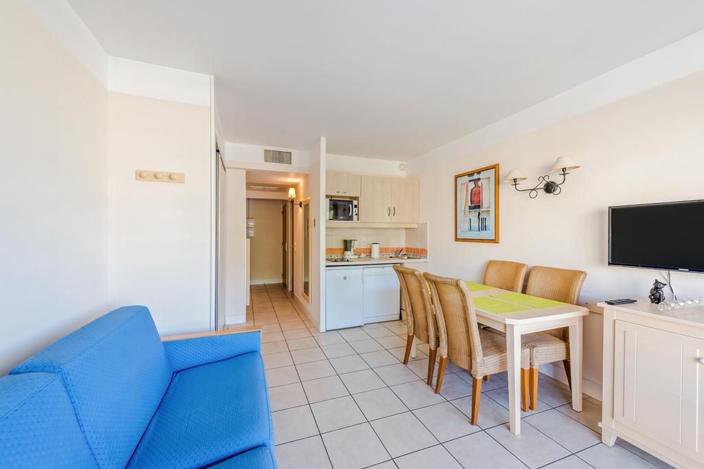 Residence Heliotel Marine - Maeva Home سا لُرون دو فار المظهر الخارجي الصورة